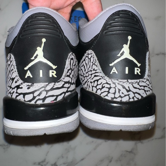 Mint condition jordan 3 cement og rare dead stock mint condition 2011 size 6.5